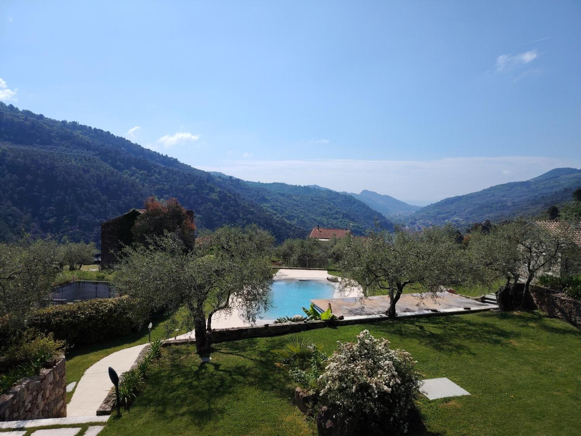 La Cicala Stonata Bed & Breakfast Dolceacqua Exterior foto